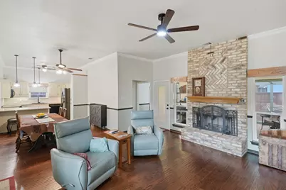 215 Morene Avenue, Waxahachie, TX 75165 - Photo 3
