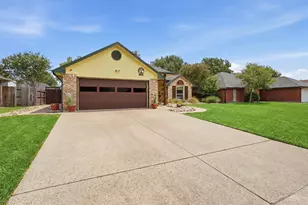 215 Morene Ave, Waxahachie, TX 75165 - Photo 29