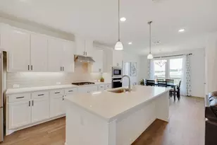 205 Somerset Dr, Lewisville, TX 75056 - Photo 11