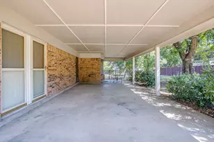 400 Mountain Valley Blvd, Joshua, TX 76058 - Photo 31