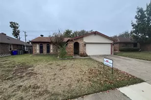 5916 Birchill Rd, Watauga, TX 76148 - Photo 1