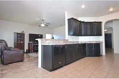 3000 Mitchell Court, Arlington, TX 76010 - Photo 9
