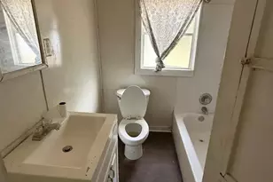 127 Conway St, Longview, TX 75601 - Photo 9