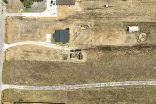 770 Section House Rd, Ennis, TX 75119 - Photo 25