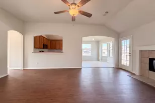 9 Fern Oak Ct, Mansfield, TX 76063 - Photo 3