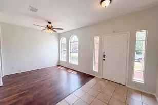12609 Black Cherry Ln, Fort Worth, TX 76040 - Photo 7