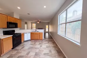 12609 Black Cherry Ln, Fort Worth, TX 76040 - Photo 11