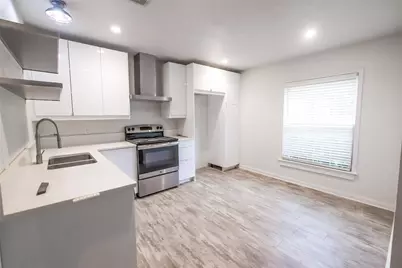 3917 Dexter Avenue, Fort Worth, TX 76107 - Photo 5