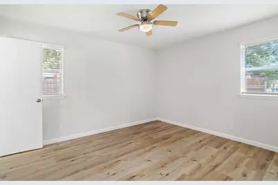6441 Carousel Drive, Watauga, TX 76148 - Photo 13