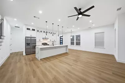 310 E 7th Street, Dallas, TX 75203 - Photo 11