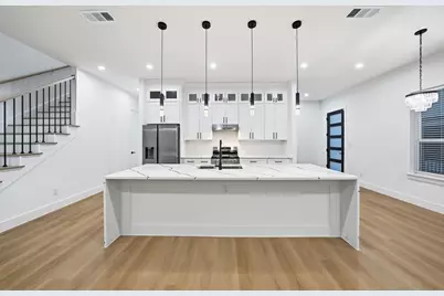 310 E 7th Street, Dallas, TX 75203 - Photo 13