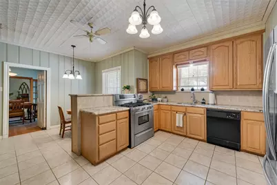 233 E High Street, Wills Point, TX 75169 - Photo 19