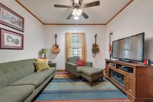 233 E High St, Wills Point, TX 75169 - Photo 15