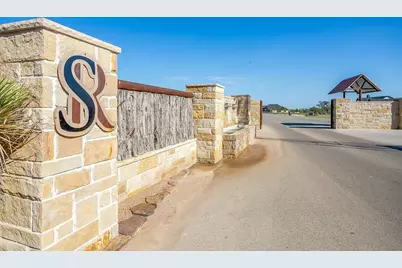113 Dan Russell Bend, Weatherford, TX 76087 - Photo 3
