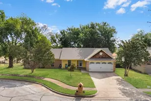 3032 Oak Valley Dr, Bedford, TX 76021 - Photo 1