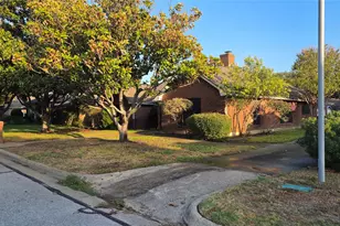 4401 Waycross Dr, Arlington, TX 76016 - Photo 5