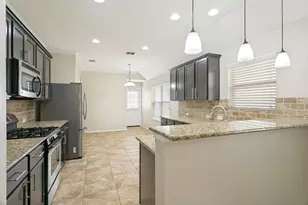 2813 Houston Wood Dr, Fort Worth, TX 76244 - Photo 5
