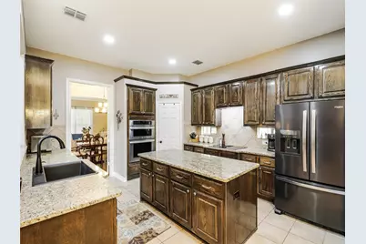 2113 Sandy Creek Drive, Frisco, TX 75033 - Photo 7