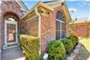 306 Branch Bend, Euless, TX 76039 - Photo 17