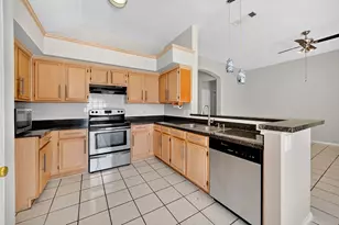 306 Branch Bend, Euless, TX 76039 - Photo 11