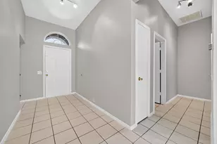 306 Branch Bend, Euless, TX 76039 - Photo 3