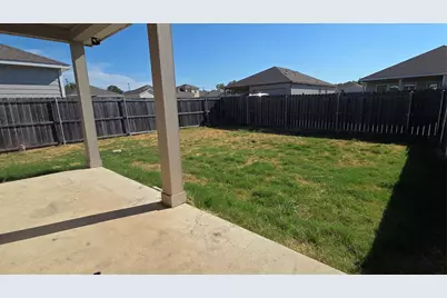 4007 Wellington Street, Greenville, TX 75401 - Photo 15