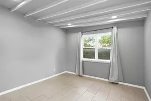 911 Reverchon Dr, Dallas, TX 75211 - Photo 11
