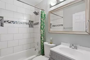 911 Reverchon Dr, Dallas, TX 75211 - Photo 17