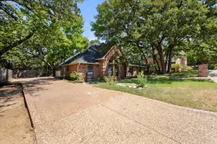 3803 Marine Ct, Arlington, TX 76016 - Photo 3