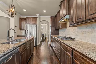 5028 Chisholm View Dr, Fort Worth, TX 76123 - Photo 9