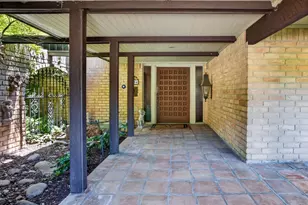 4204 Ledgeview Rd, Fort Worth, TX 76109 - Photo 3