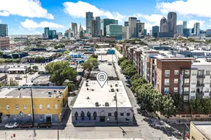 215 N Walton St, Dallas, TX 75226 - Photo 19
