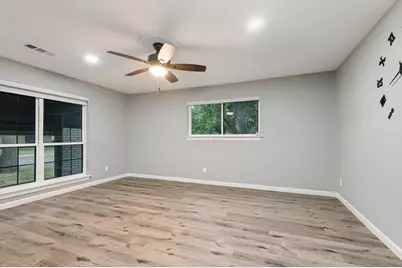1801 Green Oaks Drive, Irving, TX 75061 - Photo 23