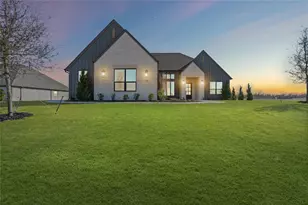 1100 Beginnings Dr, Granbury, TX 76049 - Photo 1