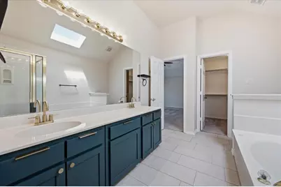 2203 Meadowstone Drive, Carrollton, TX 75006 - Photo 27