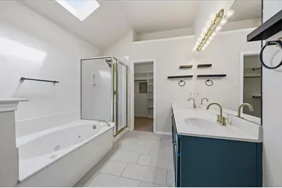 2203 Meadowstone Drive, Carrollton, TX 75006 - Photo 21