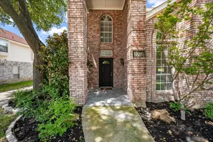 2203 Meadowstone Dr, Carrollton, TX 75006 - Photo 3