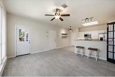 2203 Meadowstone Drive, Carrollton, TX 75006 - Photo 15
