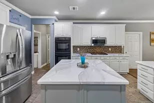 6328 Creek Bluff Ct, Sachse, TX 75048 - Photo 11