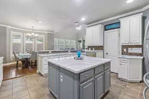 6328 Creek Bluff Ct, Sachse, TX 75048 - Photo 9