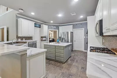 6328 Creek Bluff Court, Sachse, TX 75048 - Photo 7