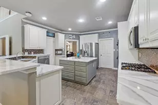 6328 Creek Bluff Ct, Sachse, TX 75048 - Photo 7