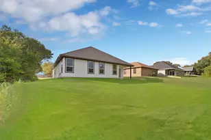2210 San Saba Ct, Granbury, TX 76048 - Photo 27