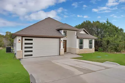 2210 San Saba Court, Granbury, TX 76048 - Photo 3
