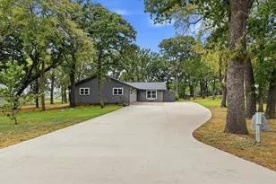 237 Cayuga Trail, Lake Kiowa, TX 76240 - Photo 1