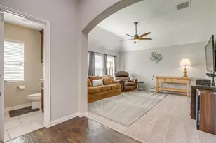 2721 Buffalo Run, Burleson, TX 76028 - Photo 17