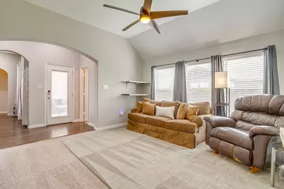 2721 Buffalo Run, Burleson, TX 76028 - Photo 19