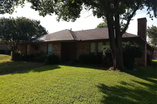 1217 River Oaks Dr, Flower Mound, TX 75028 - Photo 1
