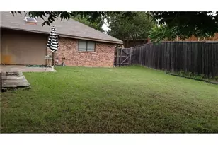 1217 River Oaks Dr, Flower Mound, TX 75028 - Photo 17