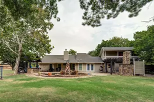 3805 Berry Hill Ct, Flower Mound, TX 75028 - Photo 7
